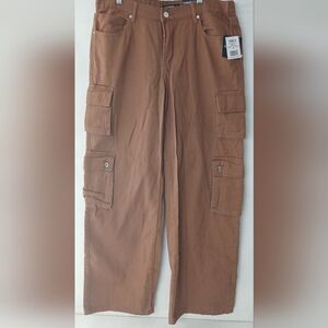 Harper & IVYBrown Women's Cargo Pants
